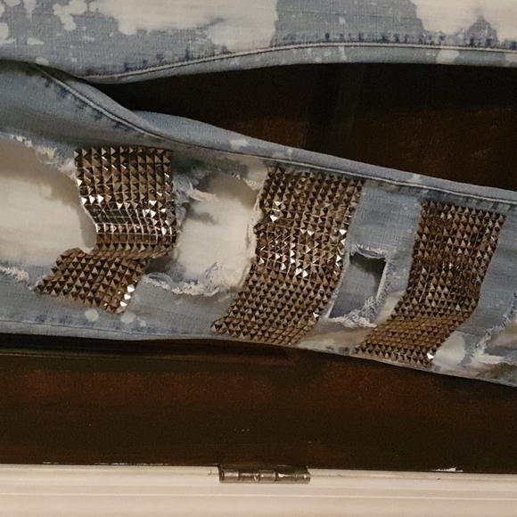 Levi Jeans - Picture 4 of 14